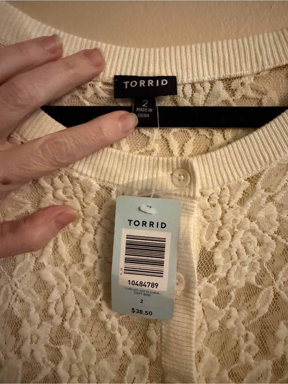 torrid Cream Floral Lace Button Cropped Cardigan - Picture 3 of 4